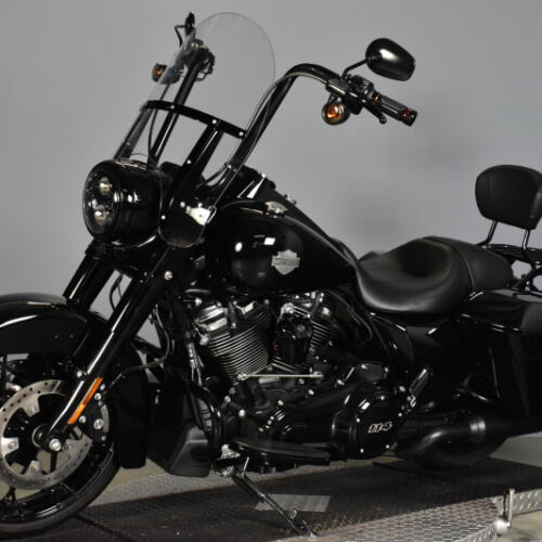 2022 Harley-Davidson® Road King® Special Vivid Black thumb 0