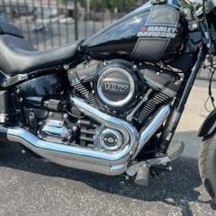 2021 Harley-Davidson® Sport Glide® FLSB thumb 3