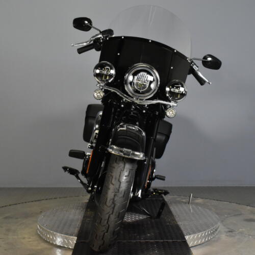 2026 Harley-Davidson® Heritage Classic FLHC thumb 1