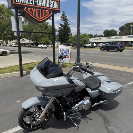 FLTRX 2026 Road Glide® thumb 1