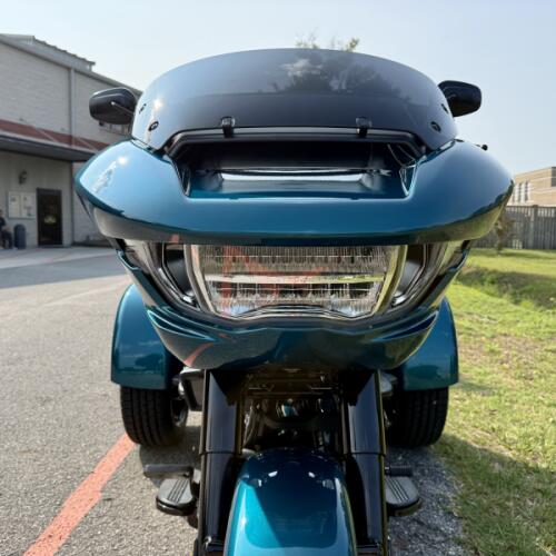 2026 Harley-Davidson Road Glide 3 FLTRT  thumb 3