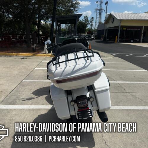 2026 Harley-Davidson® Road Glide Limited thumb 2