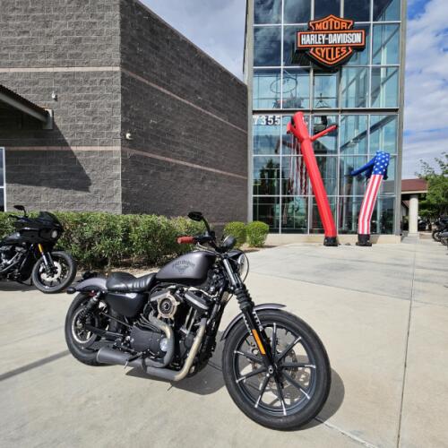 XL 883N 2016 Iron 883™ thumb 2