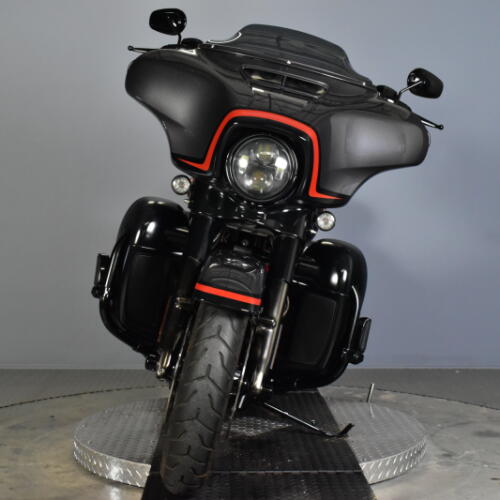 2018 Harley-Davidson® CVO™ Street Glide® Dark Alloy & Black Denim thumb 1