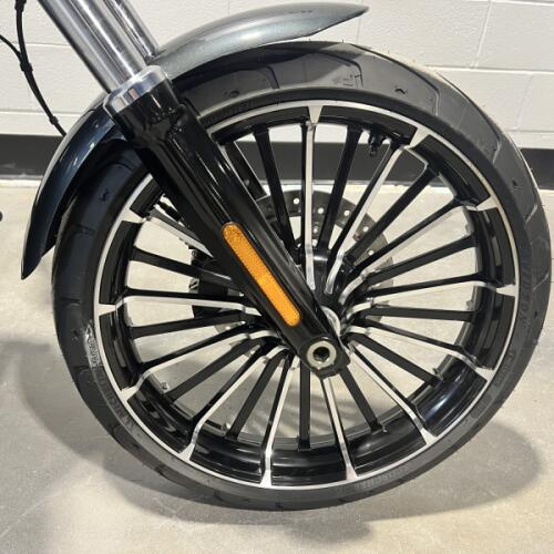 2026 Harley-Davidson® Breakout® Iron Horse Metallic FXBR thumb 2