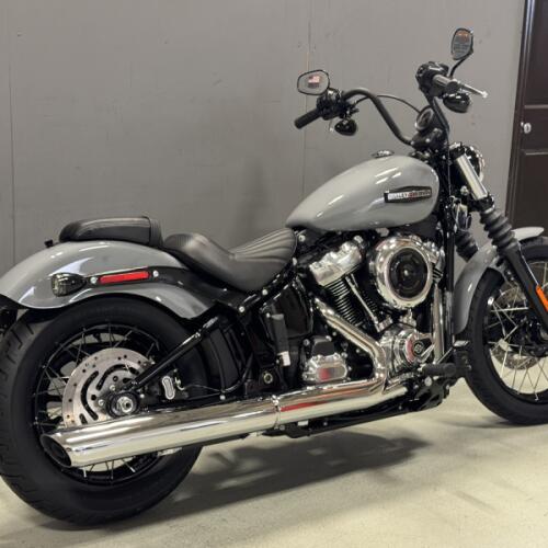 FXBB 2026 Street Bob® thumb 2