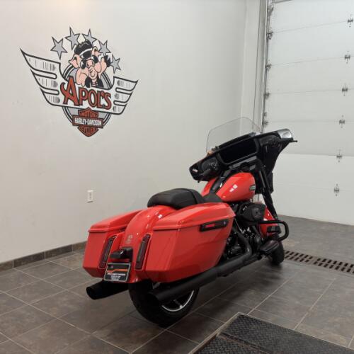 FLHX 2026 Street Glide® thumb 2