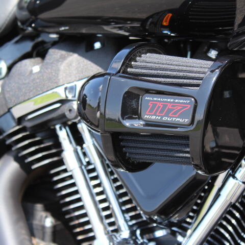 FXLRST 2026 Low Rider® ST thumb 1