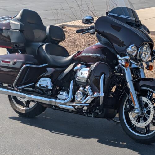 2021 Harley-Davidson® Ultra Limited Midnight Crimson thumb 2