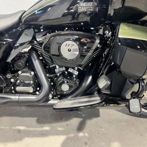 2026 Harley-Davidson® Road Glide Limited Olive Steel Metallic / Vivid Black FLTRXL thumb 0