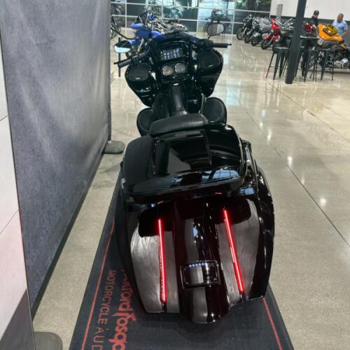 2022 Harley-Davidson® Road Glide® Special Vivid Black thumb 0
