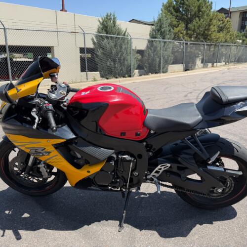 2013 Suzuki GSX-R600 thumb 0