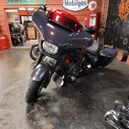 2026 Harley-Davidson® CVO Street Glide ST Inferno Gray thumb 1