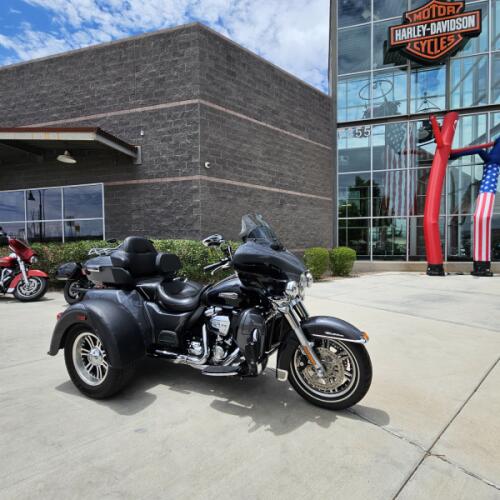 FLHTCUTG 2021 Tri Glide® Ultra thumb 2