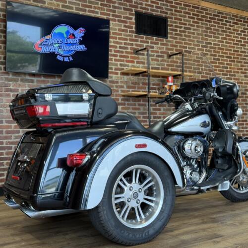 Harley-Davidson® Tri Glide™ Ultra Classic® 2013 thumb 3