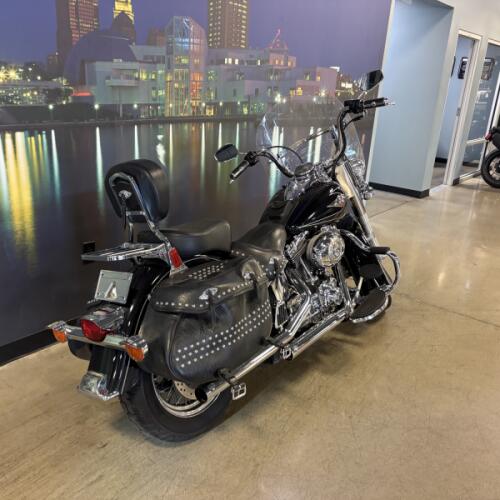 FLSTC 2009 Heritage Softail® Classic thumb 0