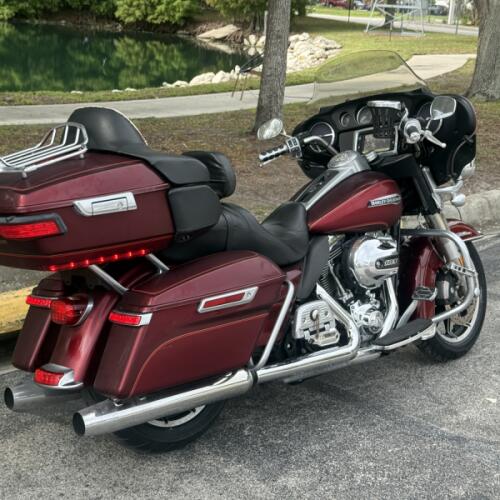 2016 Harley-Davidson® Street Glide® Amber Whiskey thumb 1