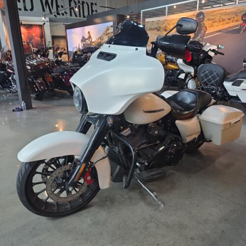 Harley-Davidson® Street Glide® Special 2018 thumb 1