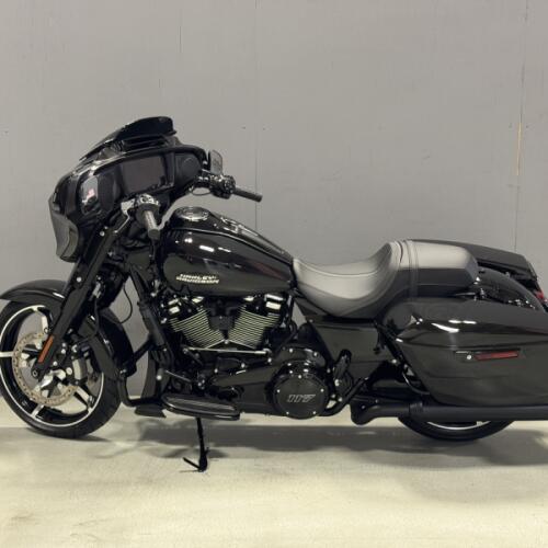 FLHX 2026 Street Glide® thumb 0