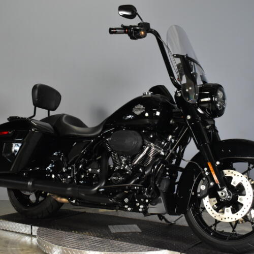 2022 Harley-Davidson® Road King® Special Vivid Black thumb 2