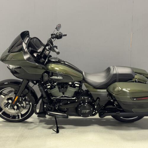 FLTRX 2026 Road Glide® thumb 0
