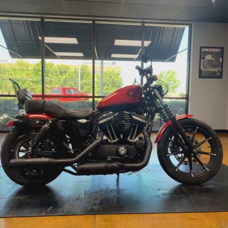 2019 Harley-Davidson® Iron 883™ Wicked Red thumb 0