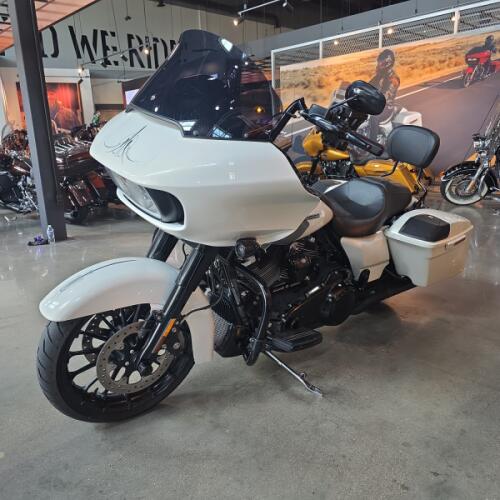 Harley-Davidson® Road Glide® Special 2018 thumb 1