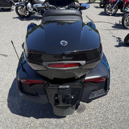 2020 Can-Am Spyder RT – 10,974 Miles – $14,999 thumb 3
