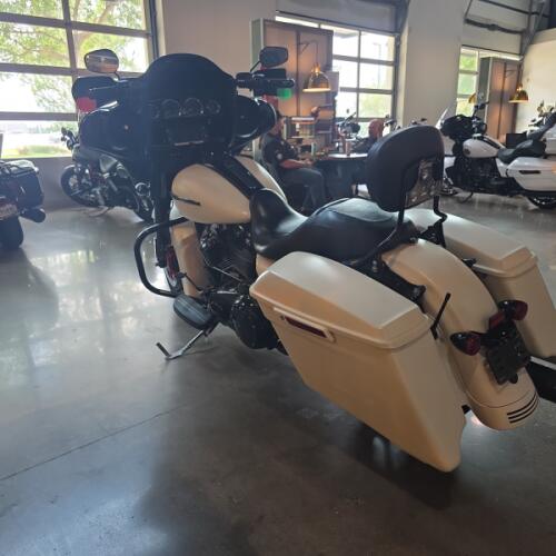 Harley-Davidson® Street Glide® Special 2018 thumb 0