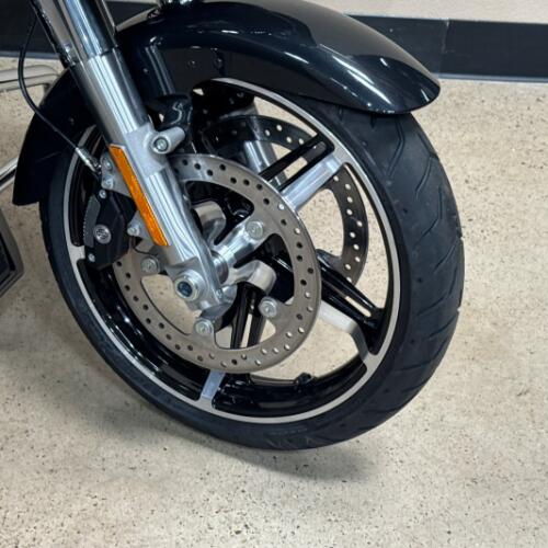 Harley-Davidson® Road Glide® 2026 thumb 2