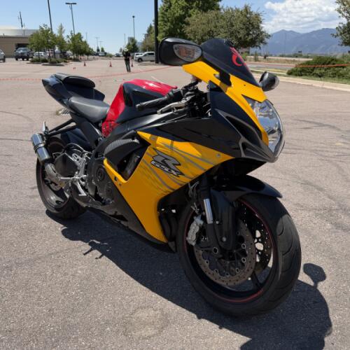 2013 Suzuki GSX-R600 thumb 3
