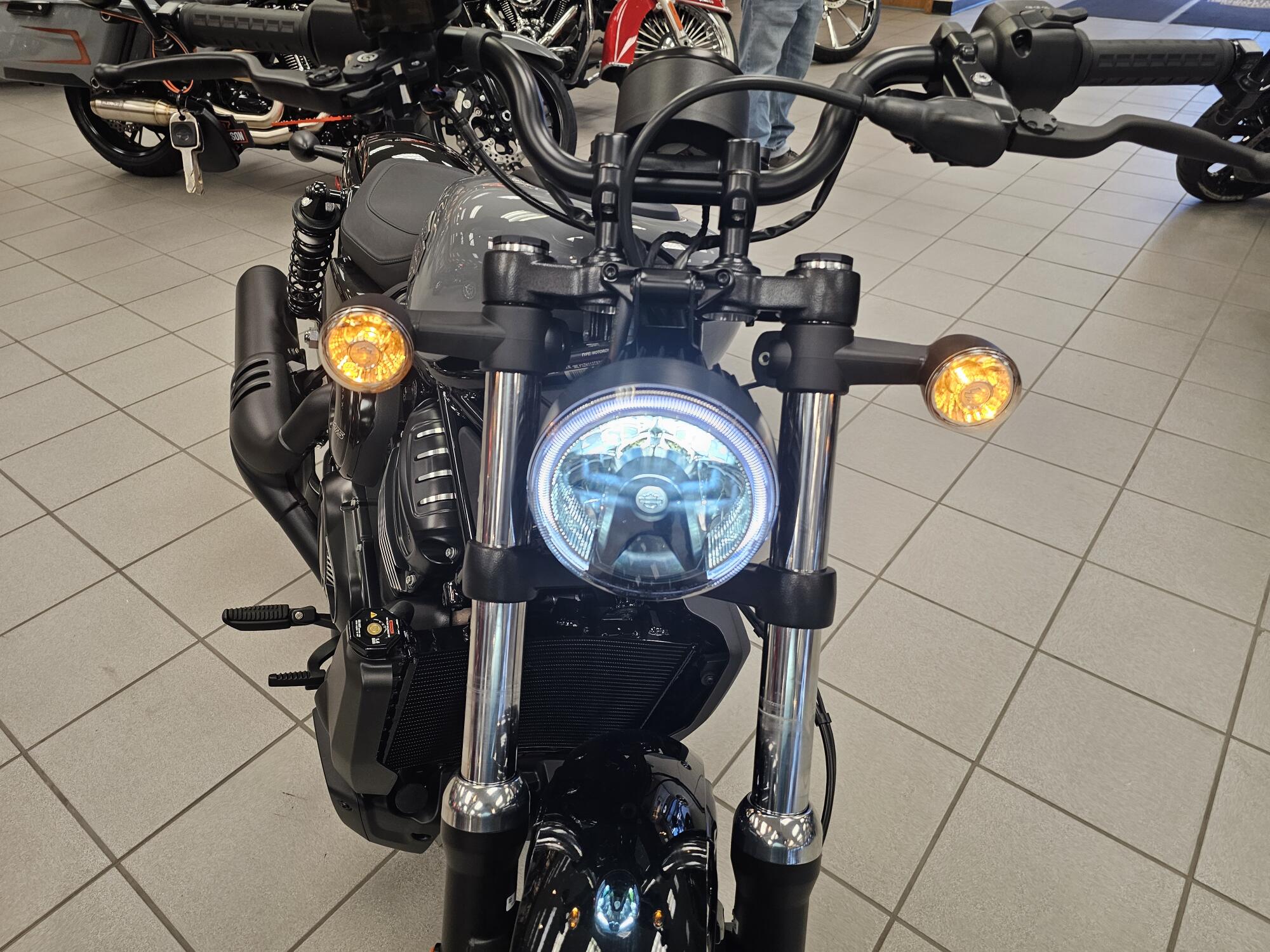 RH975 2026 Nightster®, photo 20