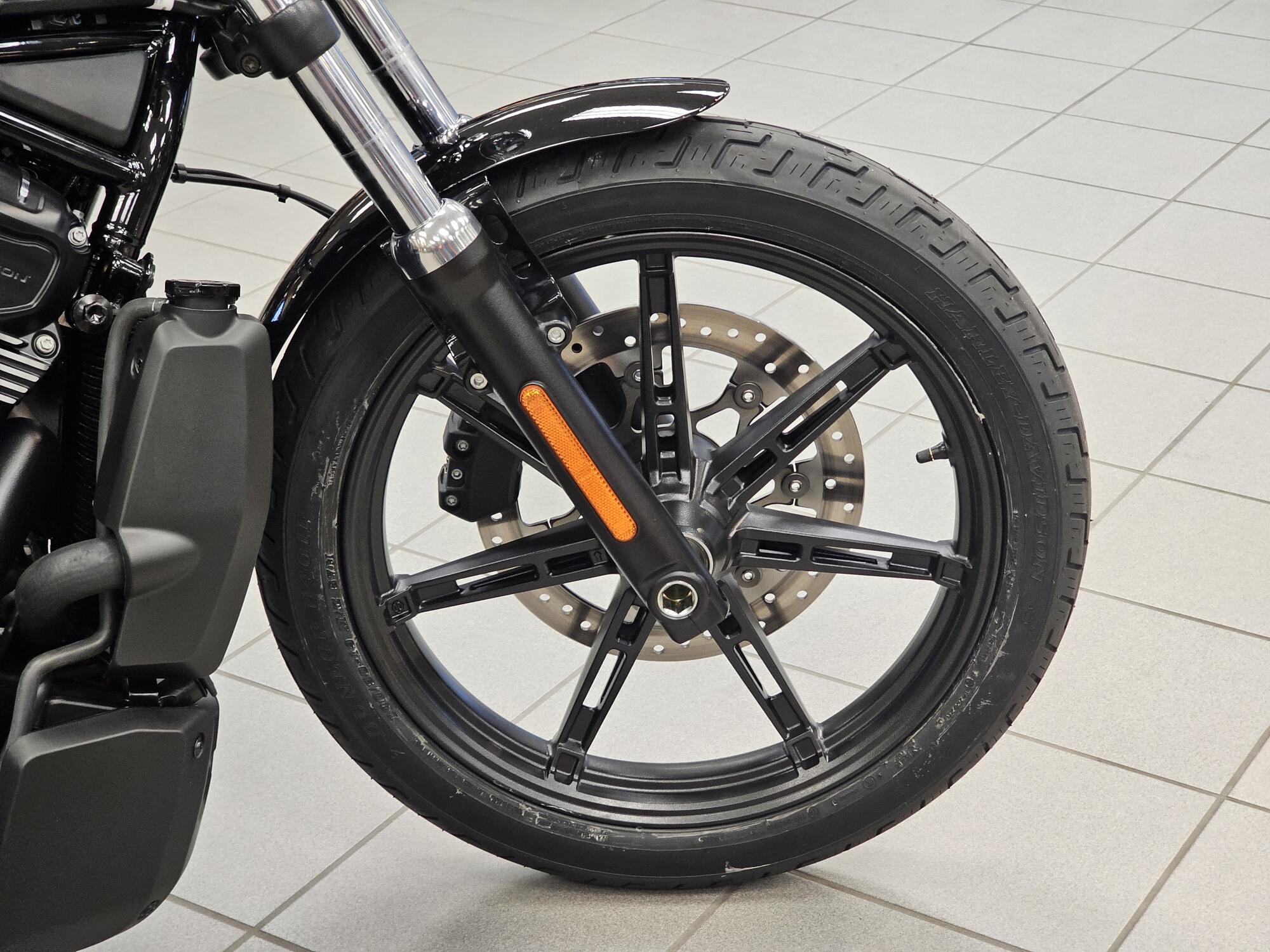RH975 2026 Nightster®, photo 9