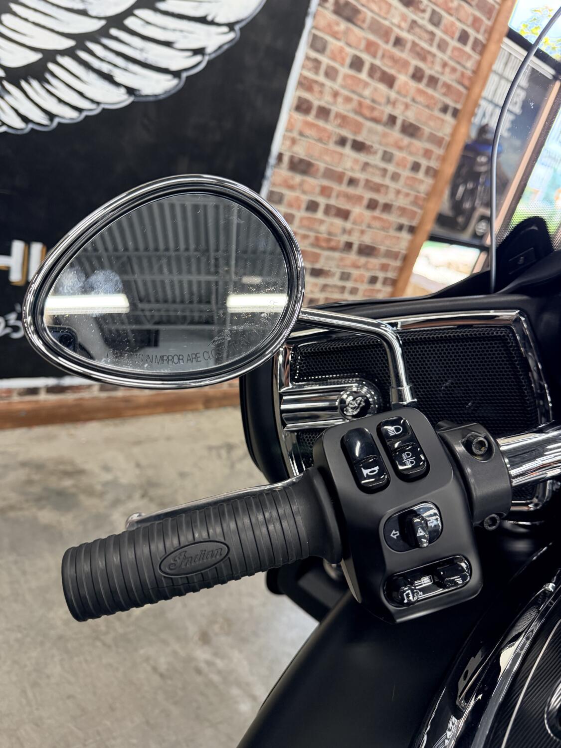2020 Indian Motorcycle Roadmaster® Dark Horse® N20TKDBBAH, photo 5