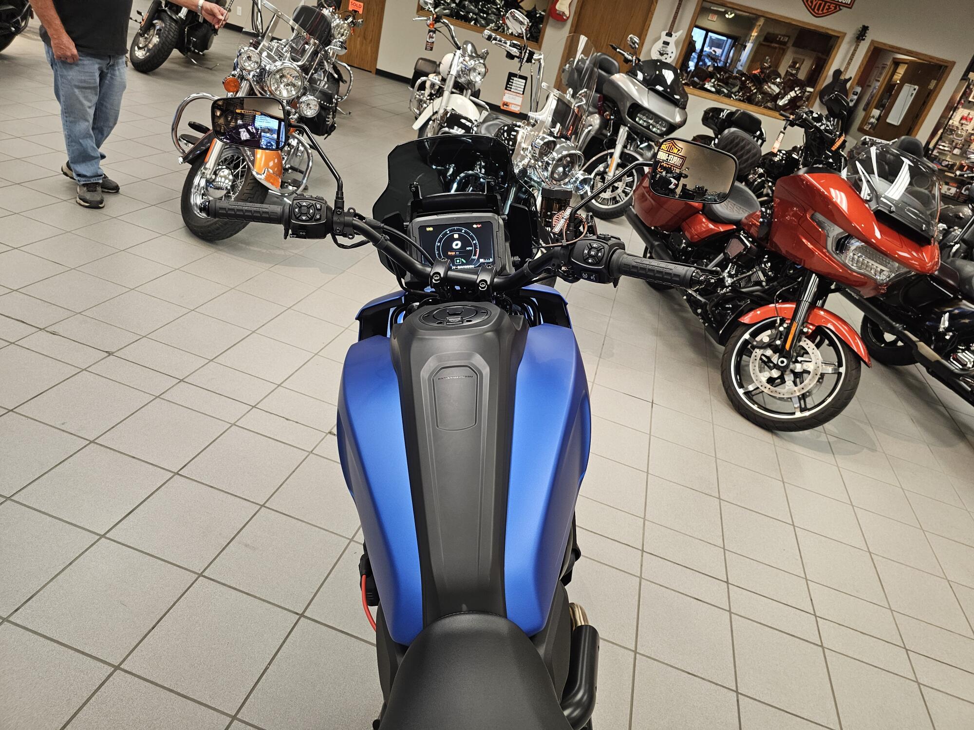 RA1250ST 2026 Pan America® 1250 ST, photo 21