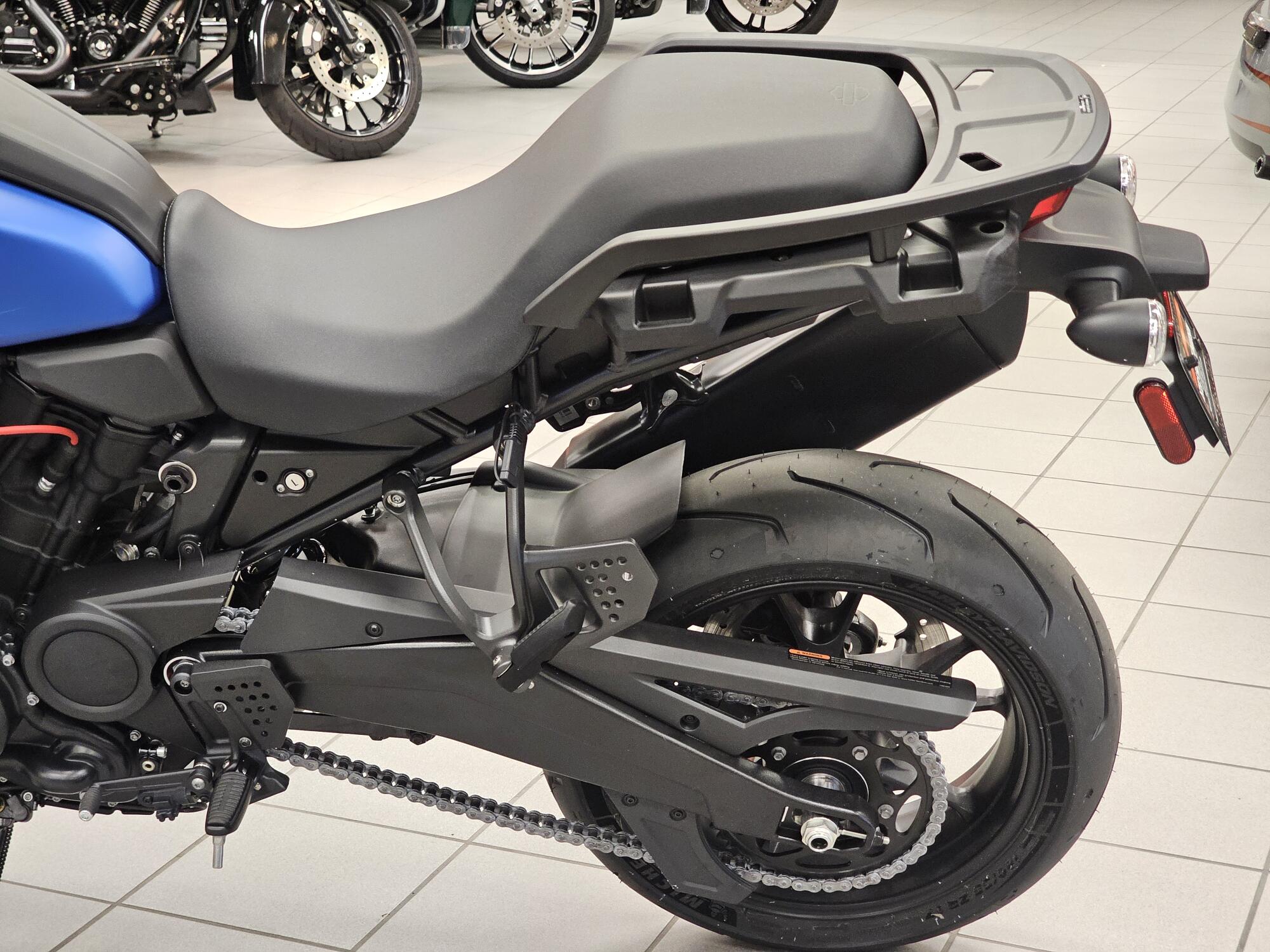 RA1250ST 2026 Pan America® 1250 ST, photo 16