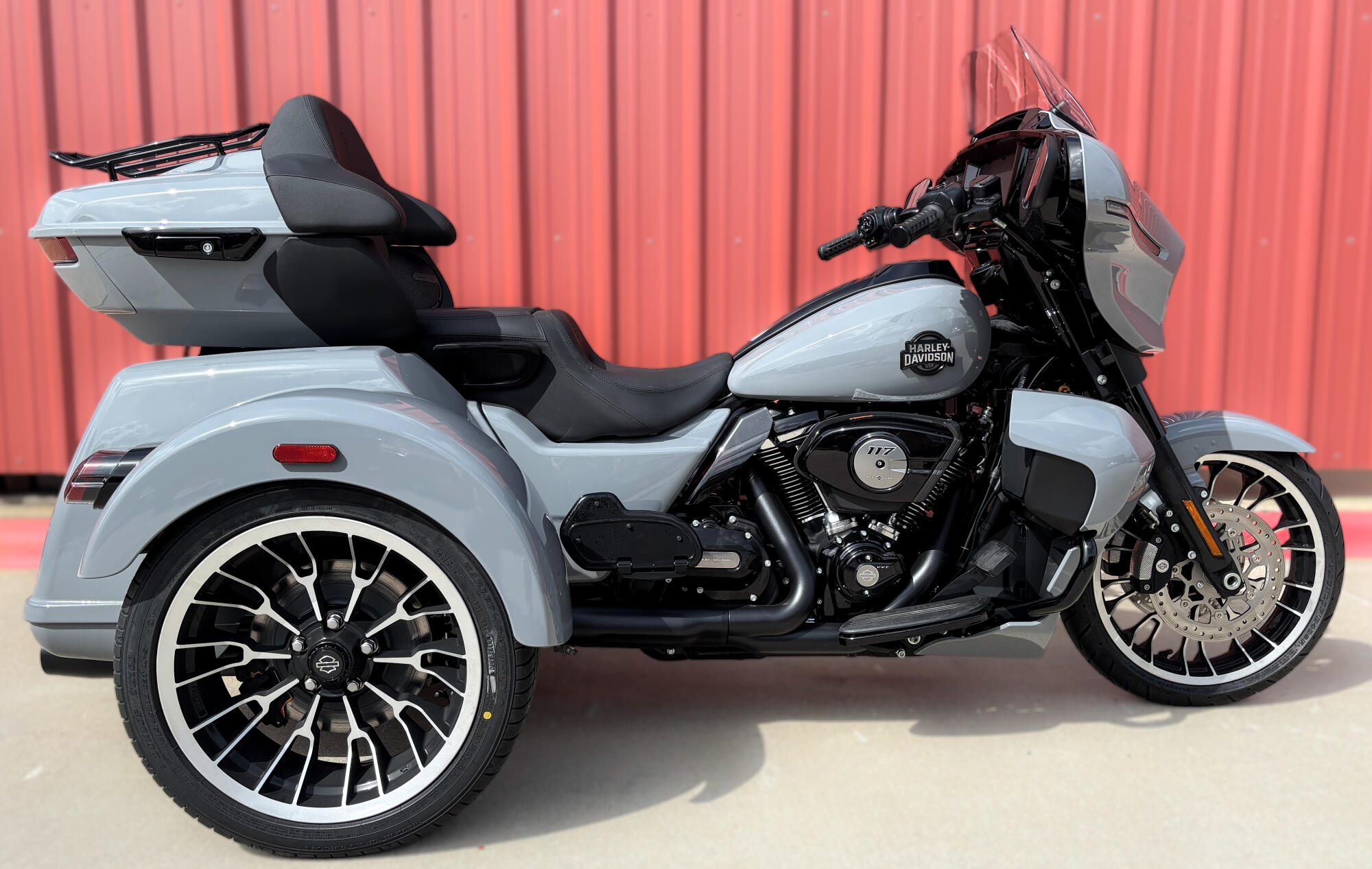 2026 Harley-Davidson® Street Glide 3 Limited FLHLT