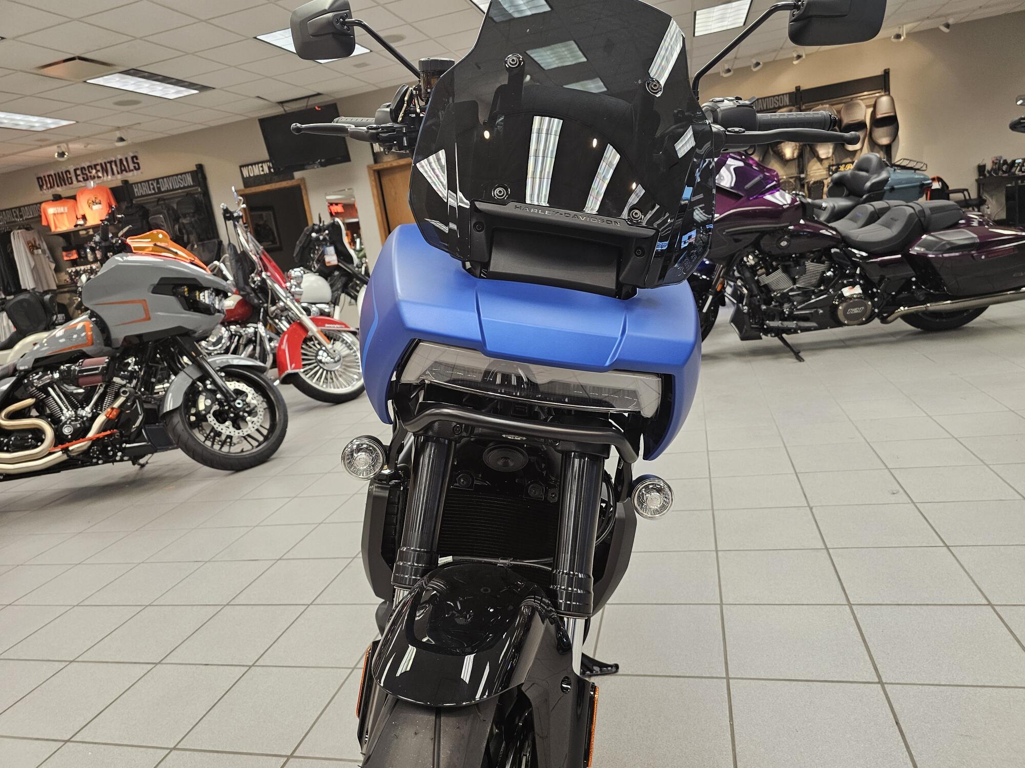 RA1250ST 2026 Pan America® 1250 ST, photo 17