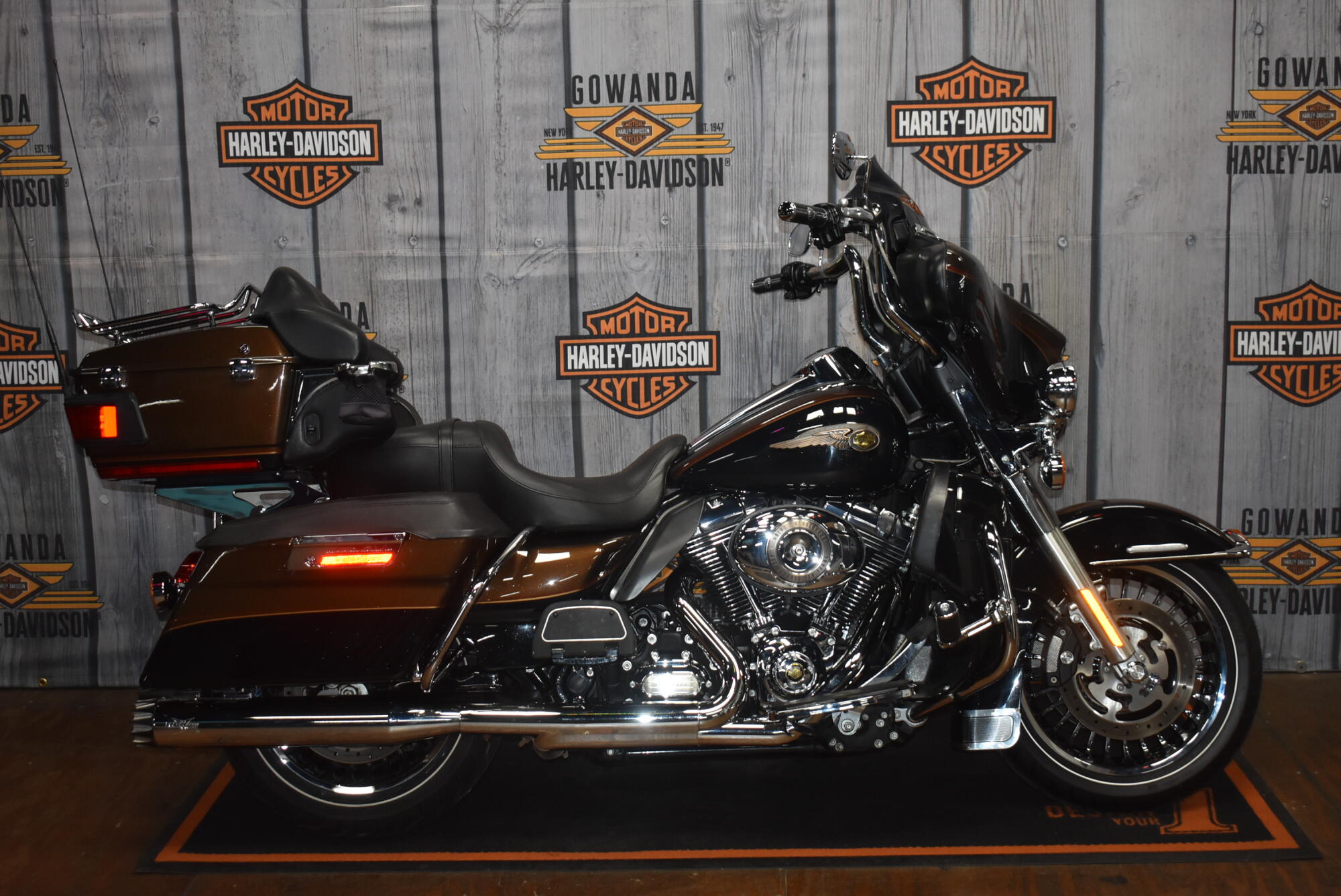FLHTKAE 2013 Electra Glide® Ultra Limited Anniversary Edition