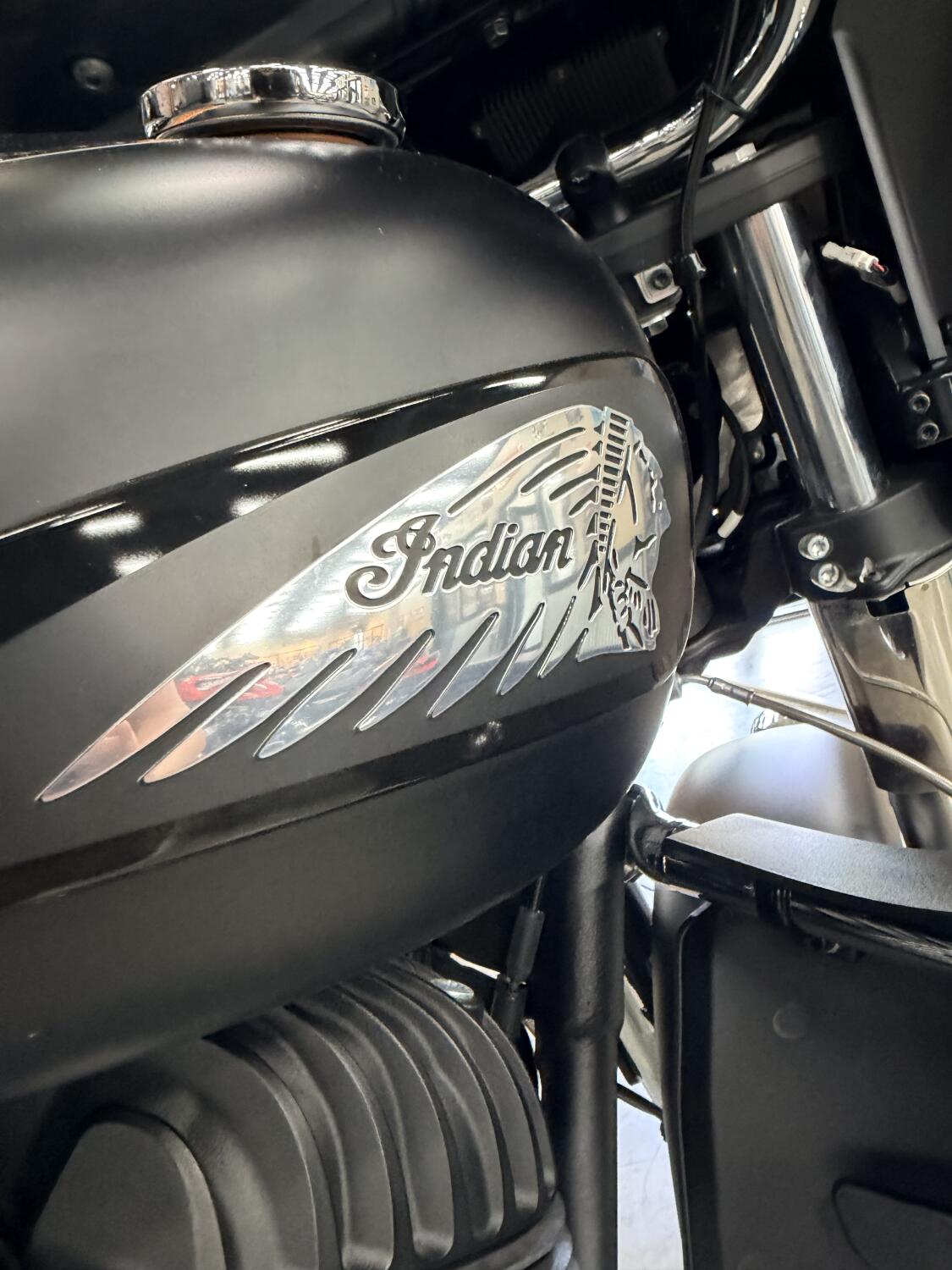 2020 Indian Motorcycle Roadmaster® Dark Horse® N20TKDBBAH, photo 3