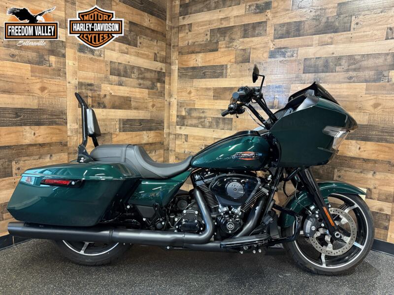 2024 Harley-Davidson® Road Glide® Alpine Green FLTRX