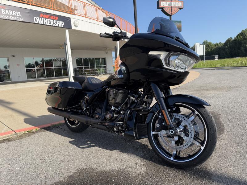 2025 Harley-Davidson® Road Glide® Black