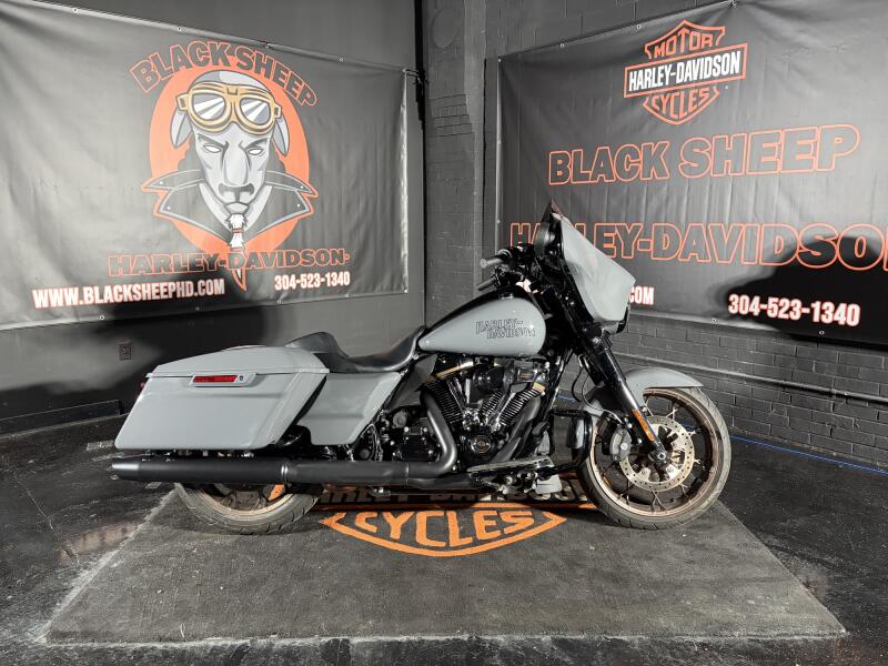 2022 Harley-Davidson Street Glide ST FLHXS