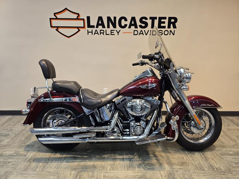 2008 Harley-Davidson® Softail® Deluxe Crimson Red Sunglo FLSTN