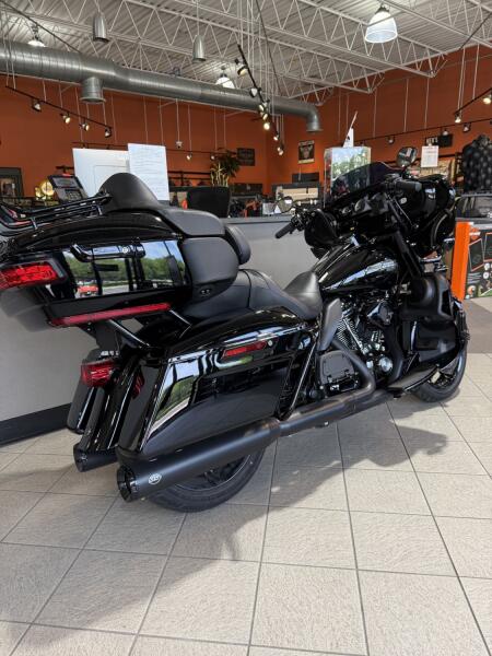 FLHTK 2023 Ultra Limited