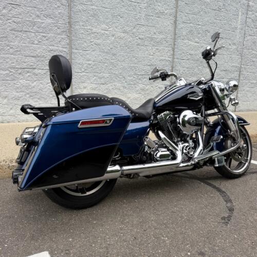 2014 FLHR Road King® thumb 3