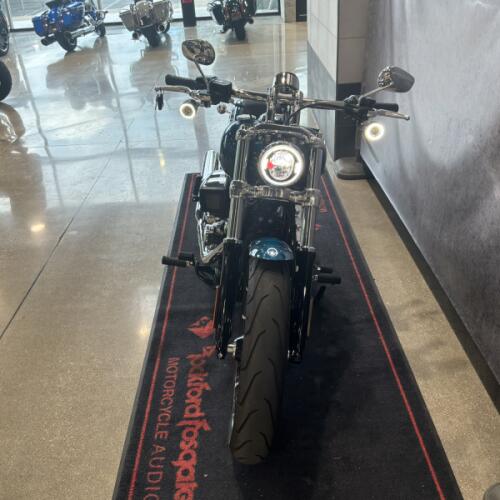 2026 Harley-Davidson® Breakout® Teal Thunder Chrome Trim thumb 2