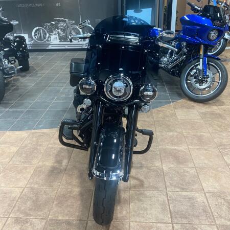 2024 Harley-Davidson® Heritage Classic 114 thumb 2