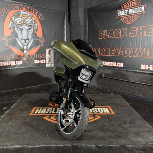 2026 Harley-Davidson® Street Glide® FLHX  thumb 1