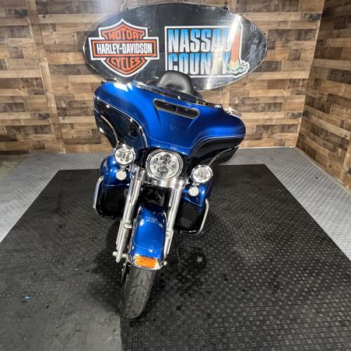 2018 Harley-Davidson® 115th Anniversary Ultra Limited Legend Blue/Vivid Black thumb 3